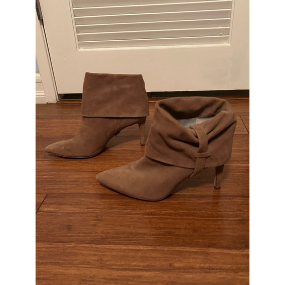 Calvin Klein Bethany Ankle Boots Tan Size 9 - Picture 1 of 11
